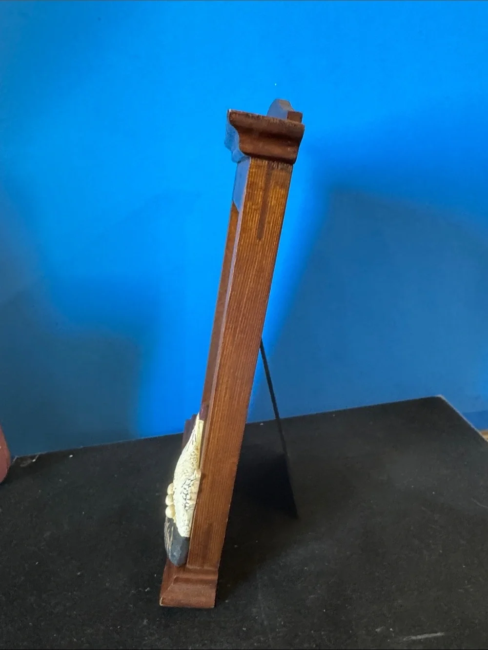 Warren Kimble country-style wood photo frame featuring a chicken and eggs 1990’s